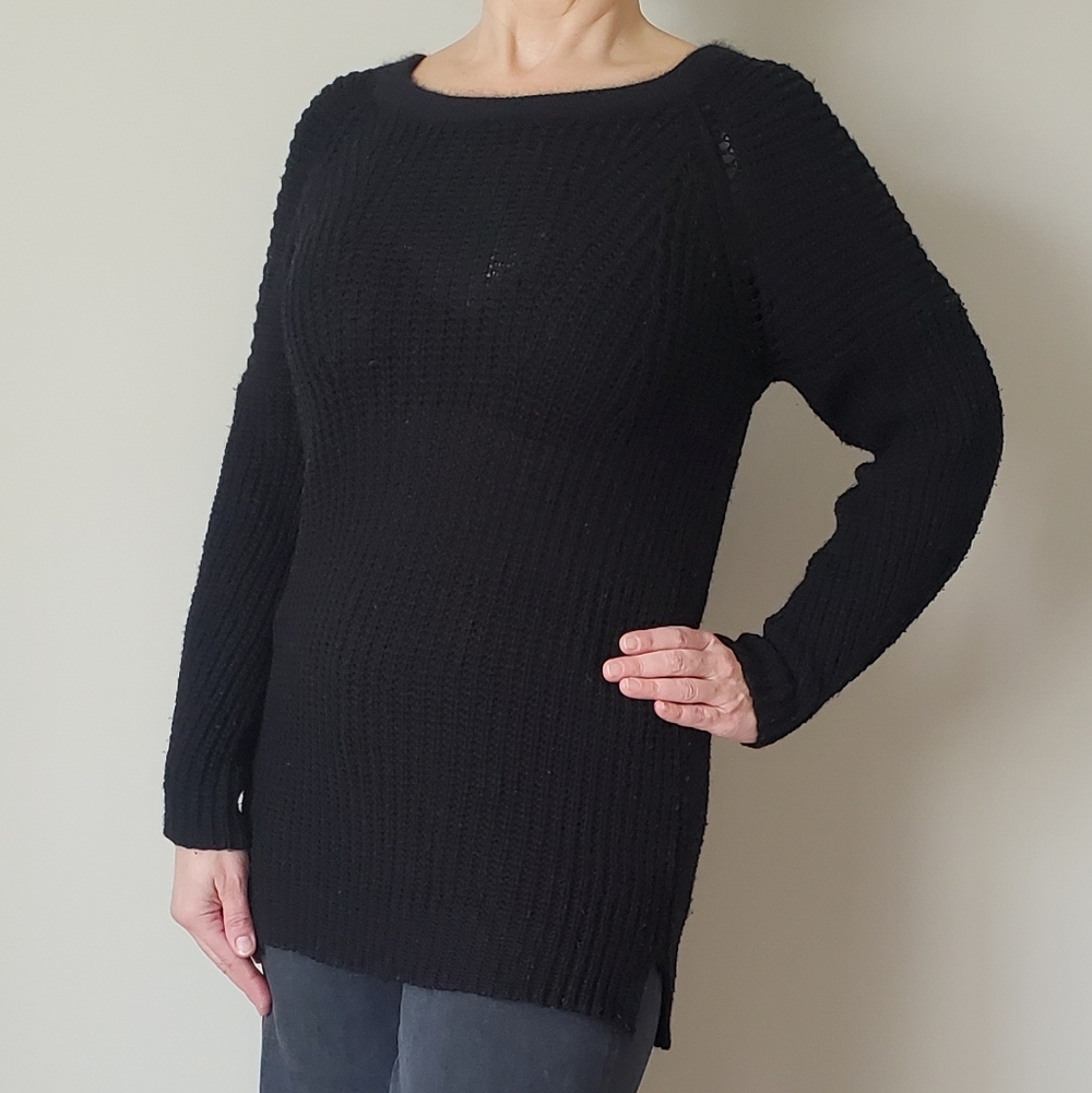 Aritzia WIlfred Women's Black Wool Sweater
